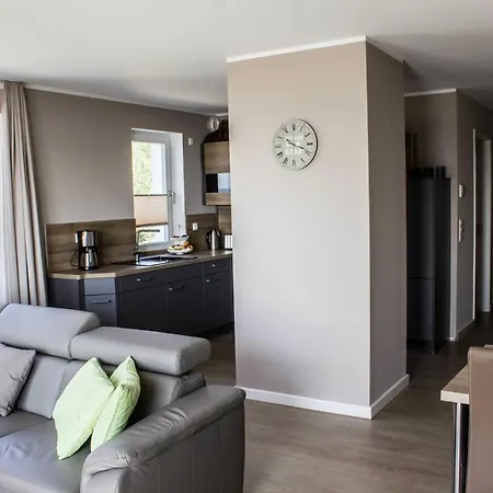 4 Maisonette 3 Balkone Haus 7 A 6 Appartamento Plau am See